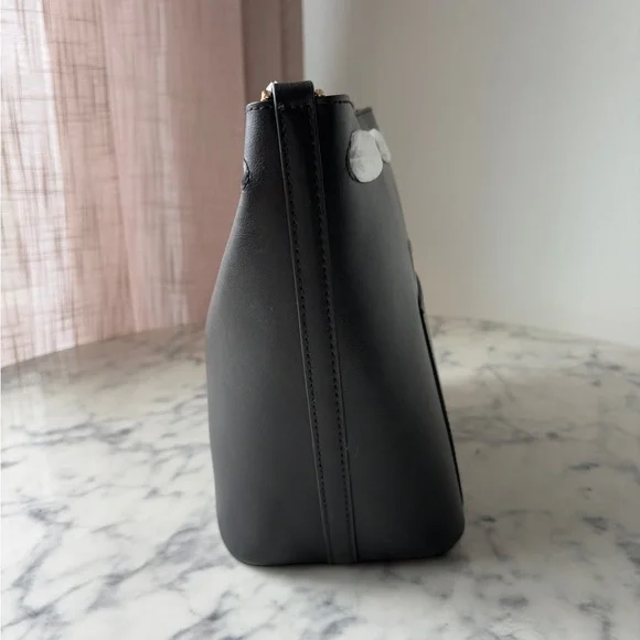 Michael Kors Eden Black Bucket Bag - Picture 6 of 11